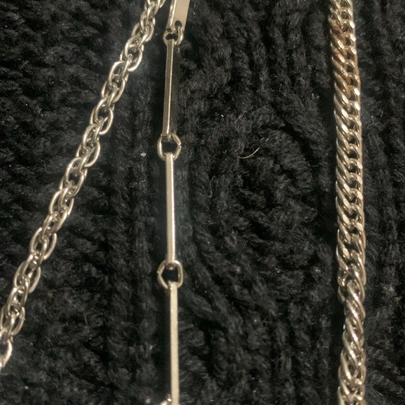 Triple Strand Silver etched pendant necklace w/ flat pin closure - Picture 3 of 6